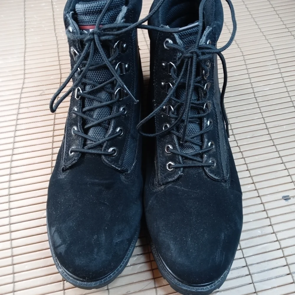 Phat Farm men's black veggie suede boots. Sz 12M. Lace. Lug soles. 165pm